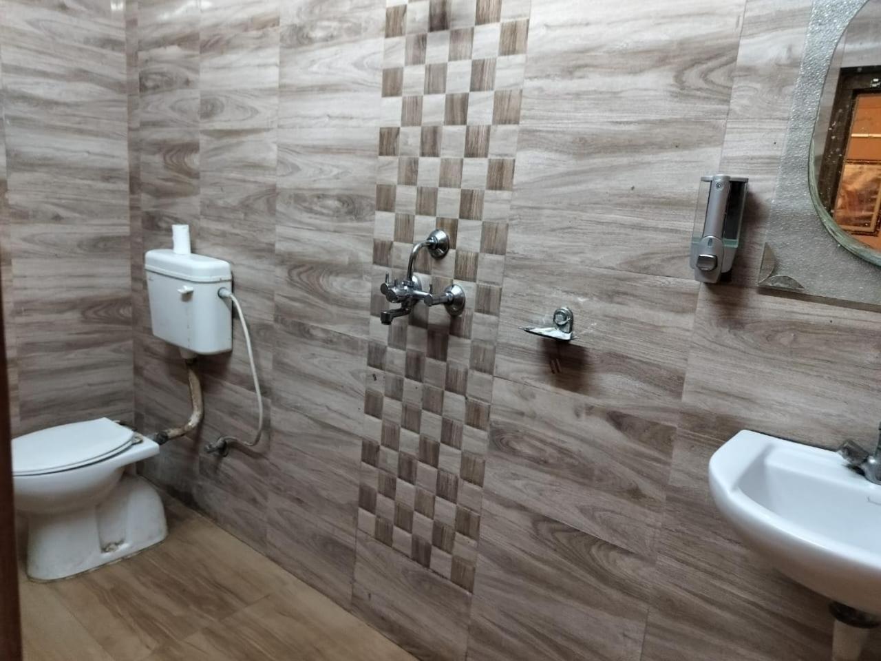 Ds Residency Varanasi-Prime Location-Parking Luaran gambar