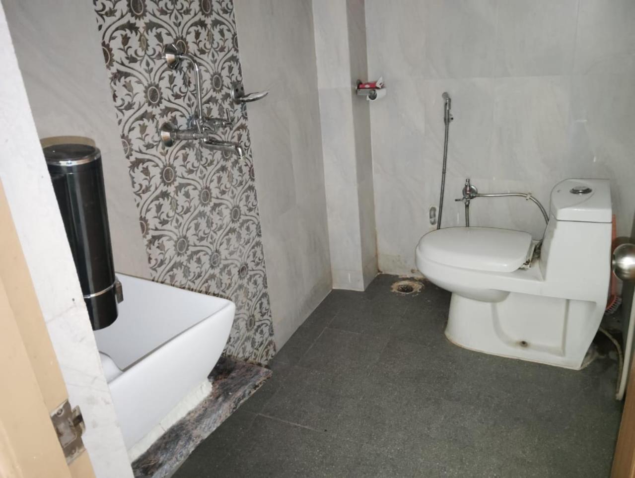 Ds Residency Varanasi-Prime Location-Parking Luaran gambar